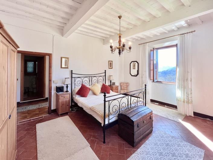 Image No.16-Maison de campagne de 4 chambres à vendre à Bagni di Lucca