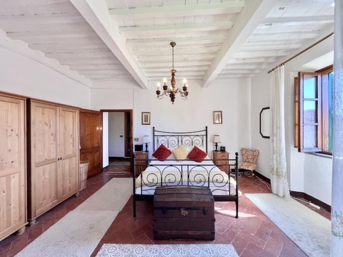 Image No.4-Maison de campagne de 4 chambres à vendre à Bagni di Lucca