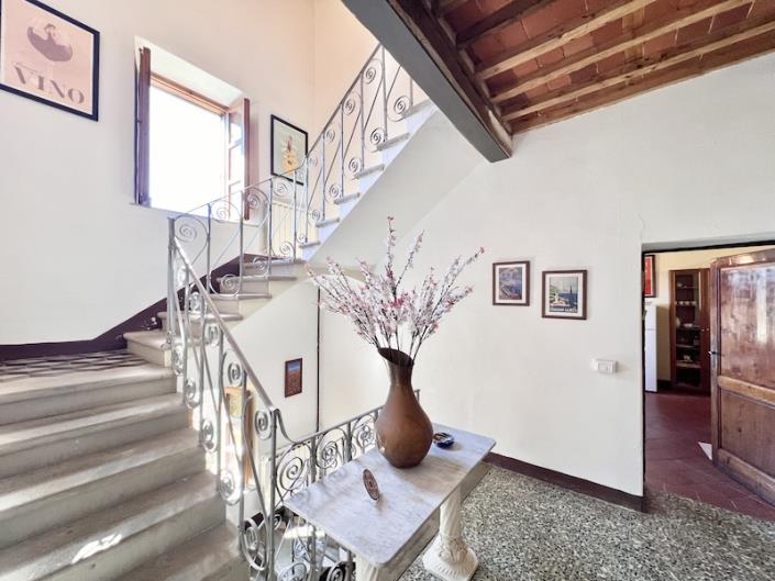 Image No.17-Maison de campagne de 4 chambres à vendre à Bagni di Lucca