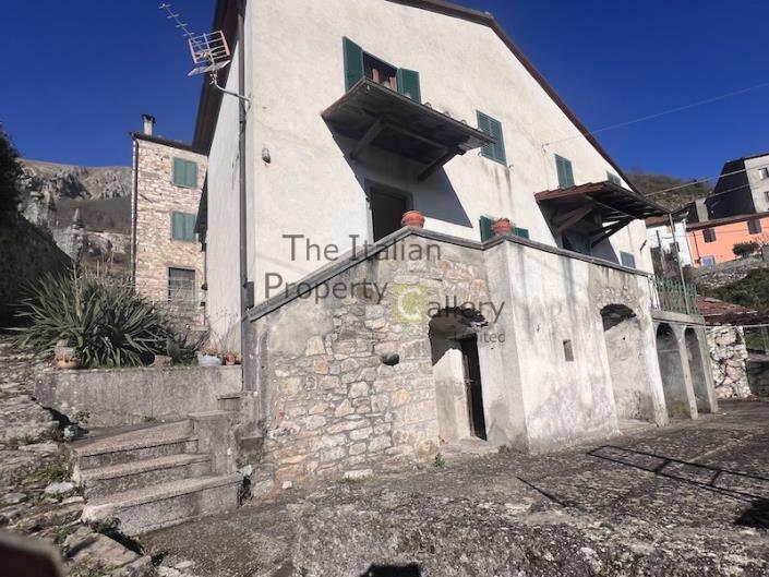Image No.7-Jumelé de 1 chambre à vendre à Bagni di Lucca