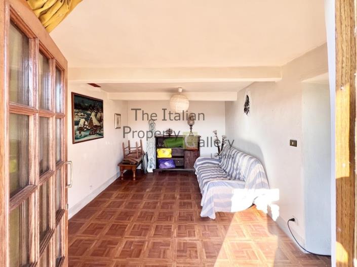 Image No.4-Jumelé de 1 chambre à vendre à Bagni di Lucca