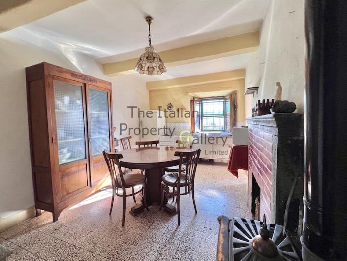 Image No.26-Jumelé de 1 chambre à vendre à Bagni di Lucca