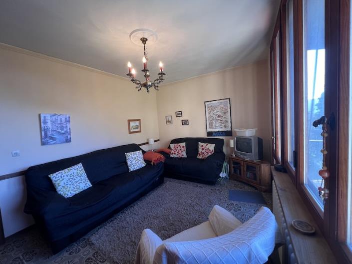 Image No.25-3 Bed Townhouse for sale