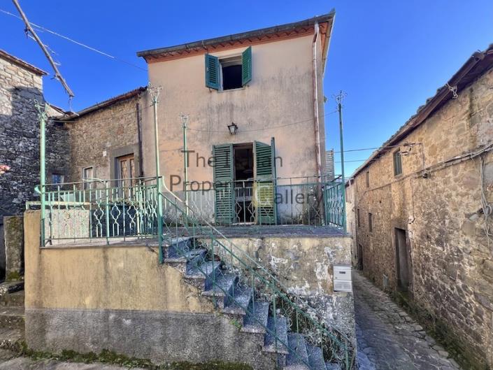 Image No.17-2 Bed Semi-Detached for sale