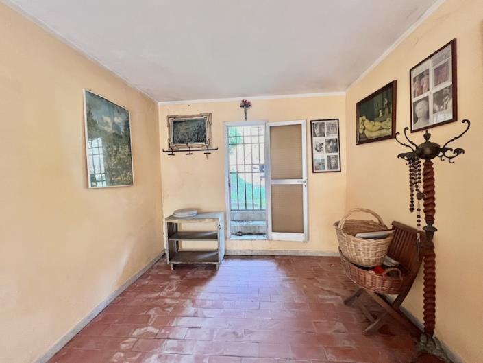 Image No.28-3 Bed House for sale