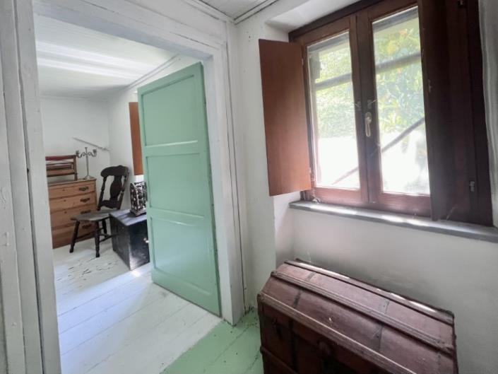 Image No.17-2 Bed Country House for sale