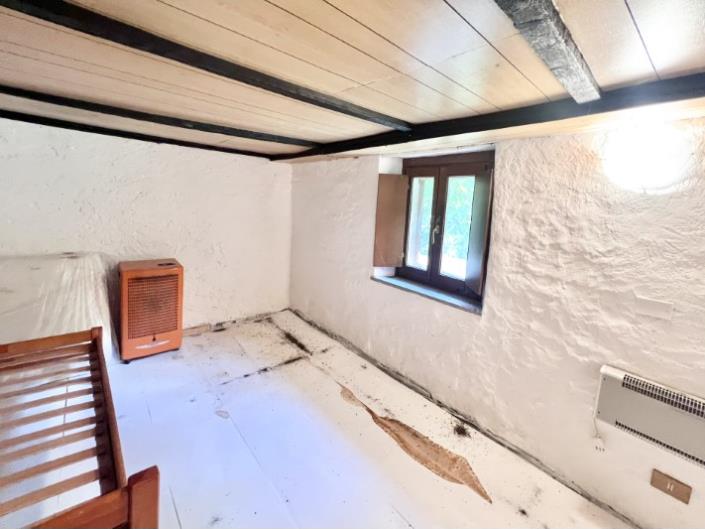 Image No.20-2 Bed Country House for sale