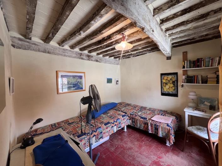 Image No.20-3 Bed House for sale