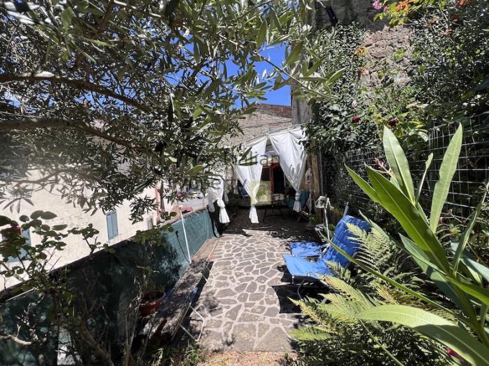 Image No.27-3 Bed House for sale