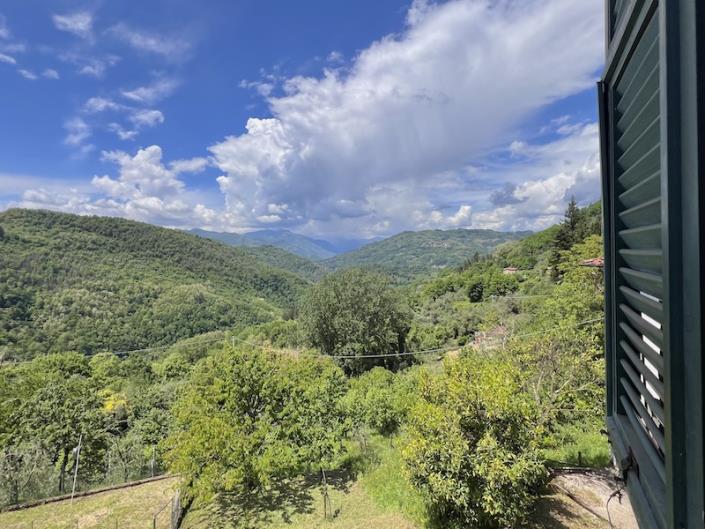 Image No.22-3 Bed House for sale