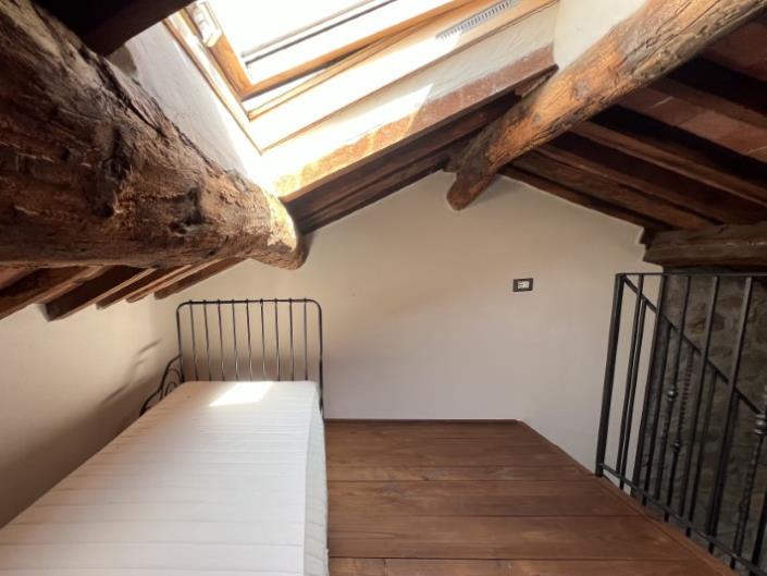 Image No.28-5 Bed House for sale