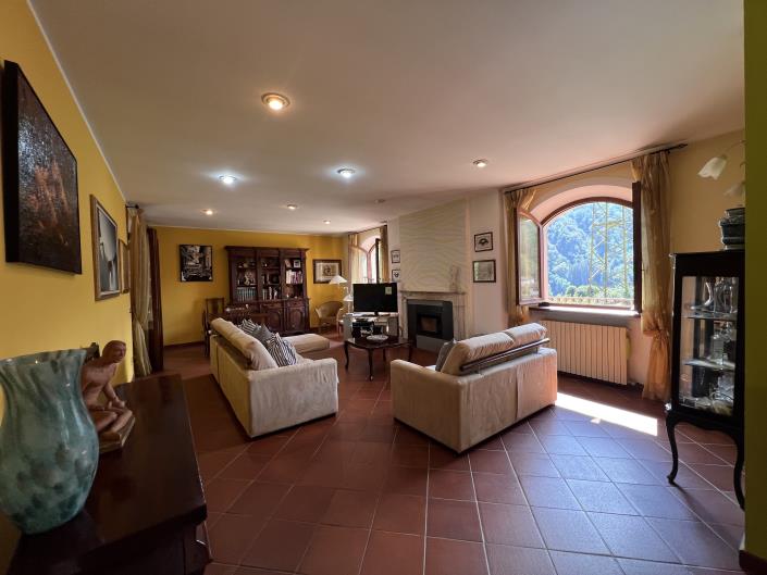 Image No.36-6 Bed Villa for sale