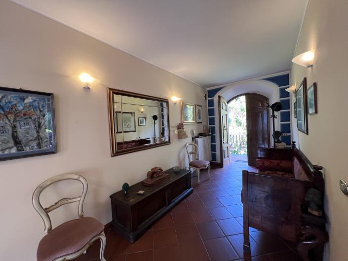 Image No.47-6 Bed Villa for sale