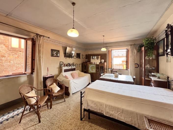 Image No.20-3 Bed House for sale