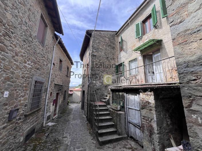 Image No.14-3 Bed House for sale