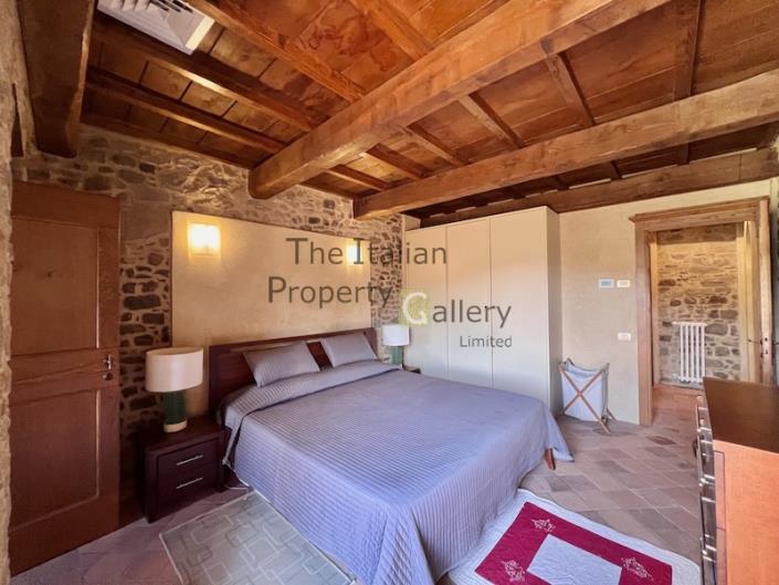 Image No.18-7 Bed Villa for sale