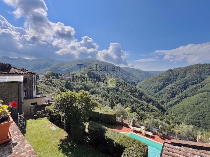 Image No.42-7 Bed Villa for sale