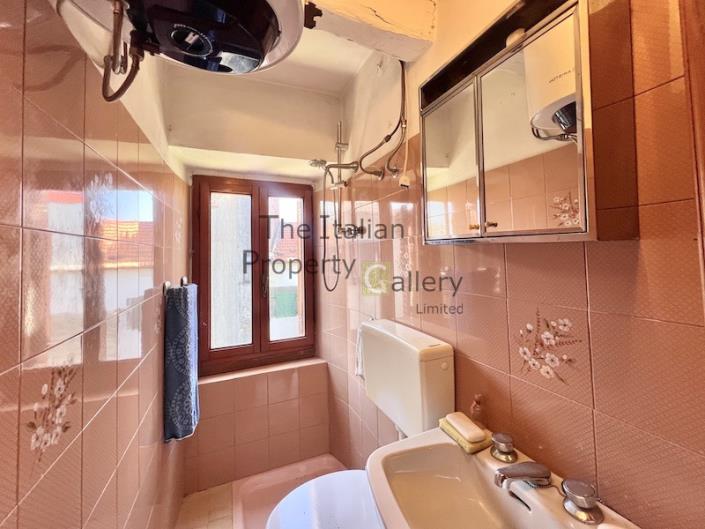 Image No.5-Maison de 3 chambres à vendre à Bagni di Lucca