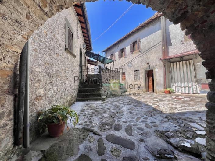 Image No.10-Maison de 3 chambres à vendre à Bagni di Lucca