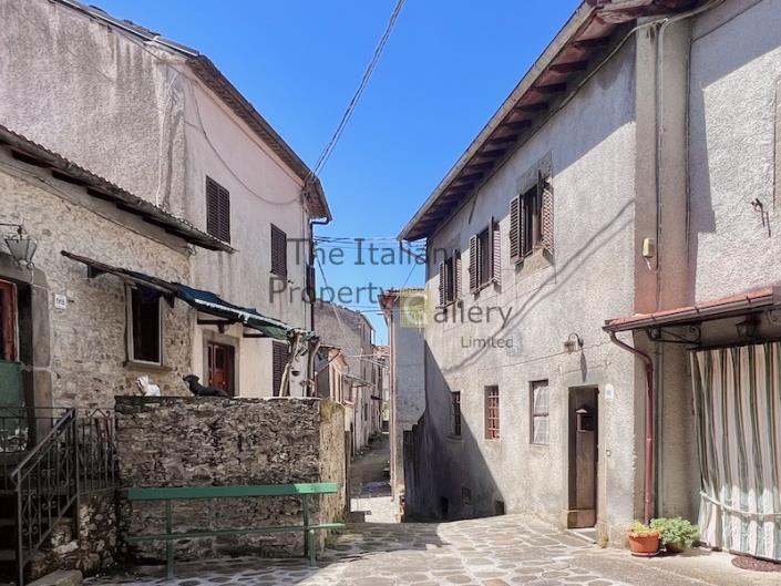 Image No.18-Maison de 3 chambres à vendre à Bagni di Lucca