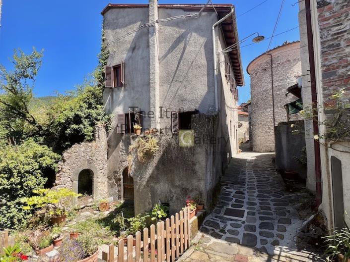 Image No.16-Maison de 3 chambres à vendre à Bagni di Lucca