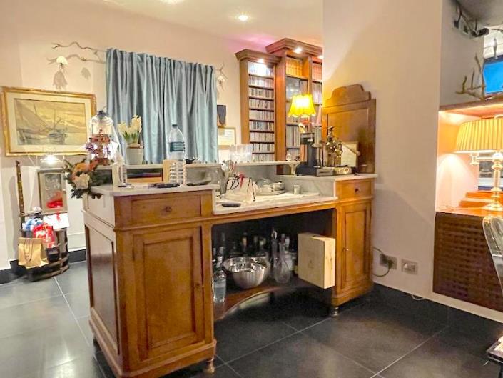 Image No.18-Appartement de 2 chambres à vendre à Livorno