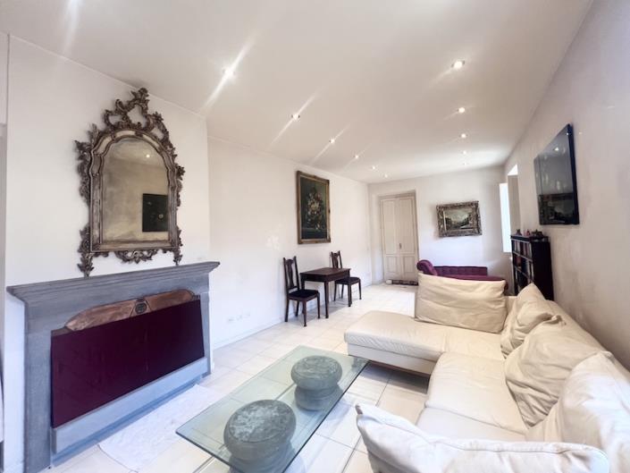 Image No.25-4 Bed House for sale