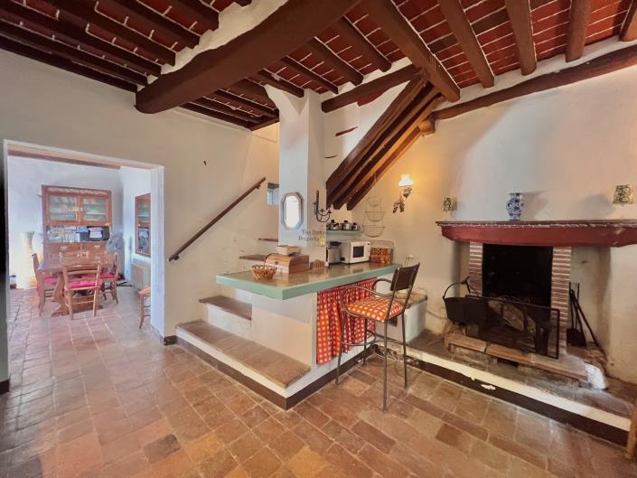 Image No.2-2 Bed House for sale