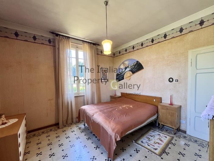 Image No.21-4 Bed Villa / Detached for sale