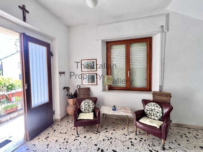 Image No.15-3 Bed Apartment for sale