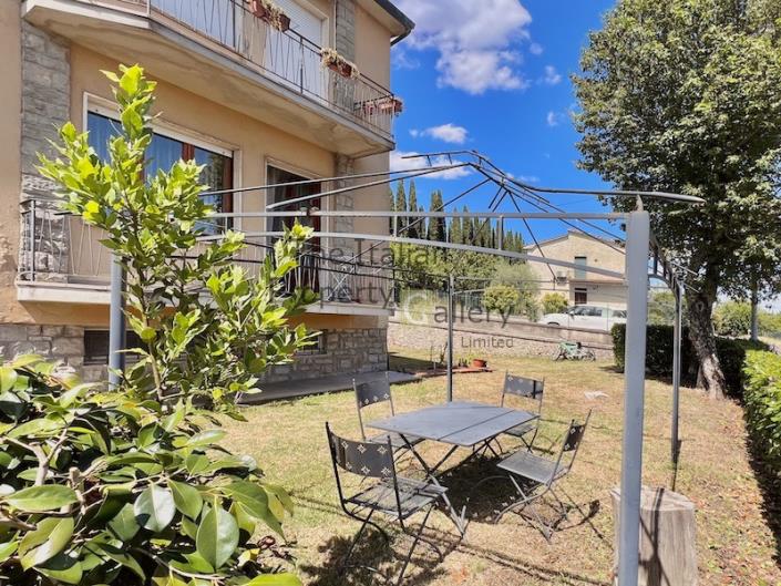 Image No.14-3 Bed Apartment for sale