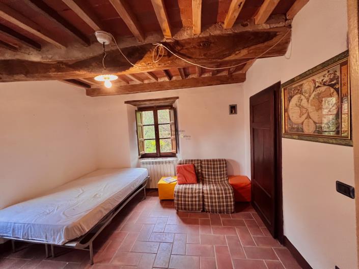 Image No.17-3 Bed House for sale