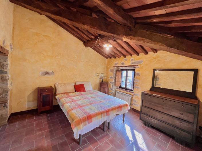 Image No.11-3 Bed House for sale