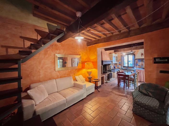 Image No.19-3 Bed House for sale