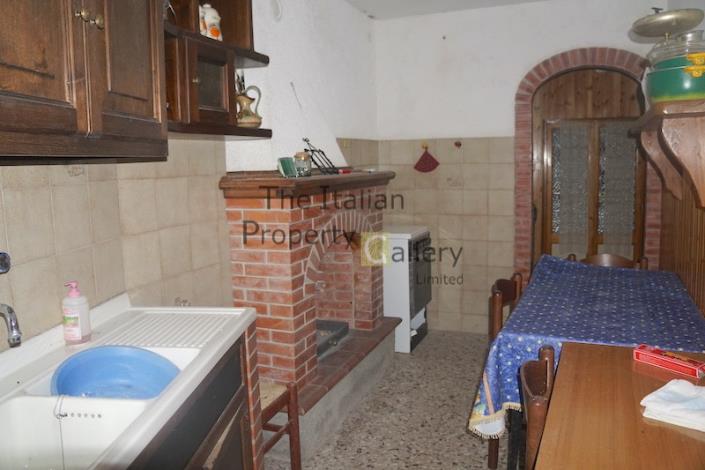 Image No.3-2 Bed House for sale