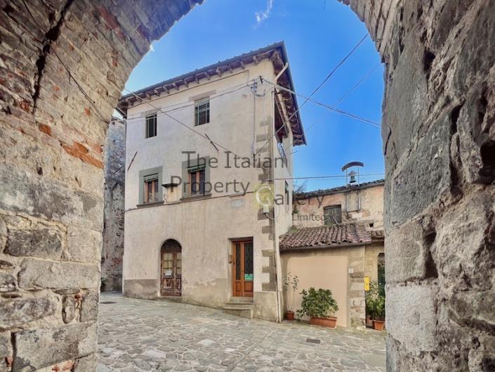 Image No.8-Maison de 2 chambres à vendre à Coreglia Antelminelli