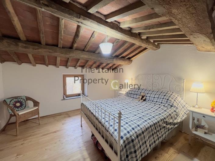 Image No.14-2 Bed House for sale