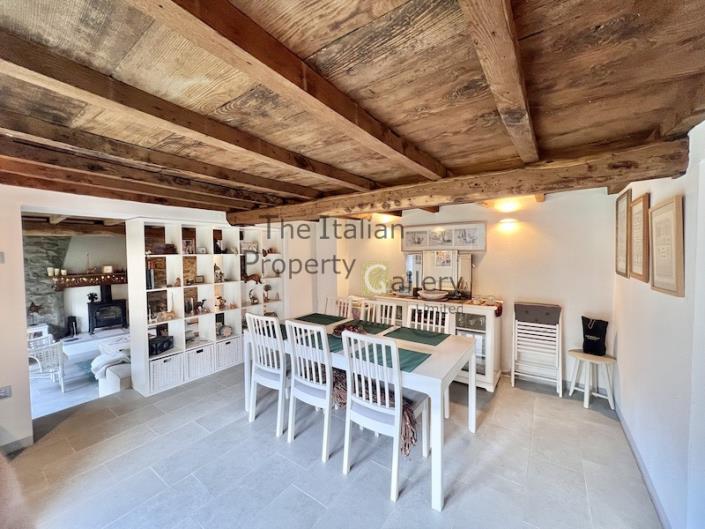 Image No.2-2 Bed House for sale