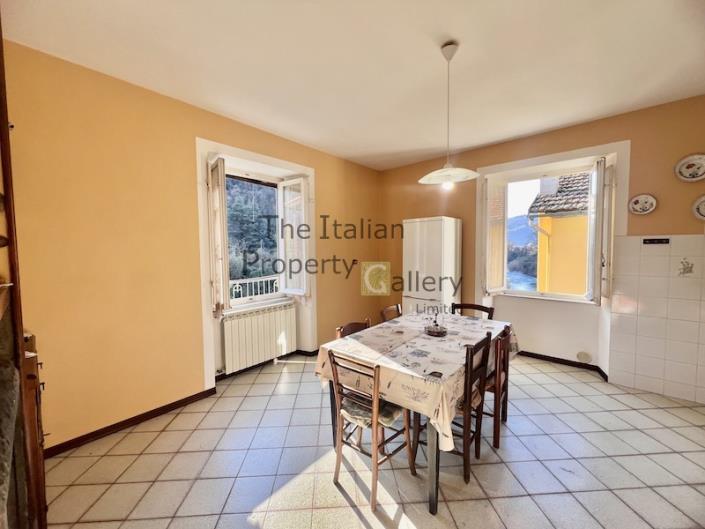 Image No.14-3 Bed House for sale