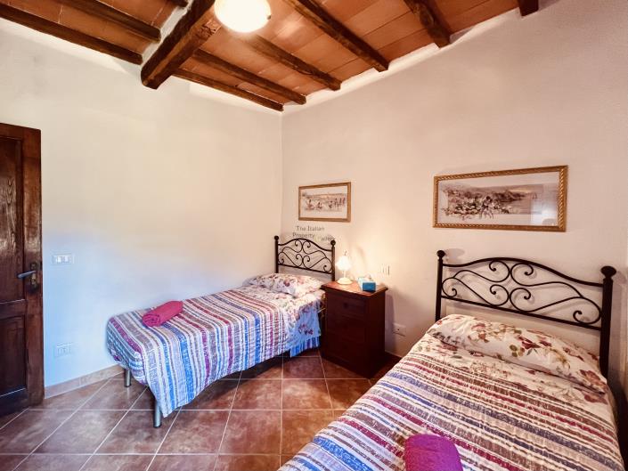 Image No.14-2 Bed House for sale