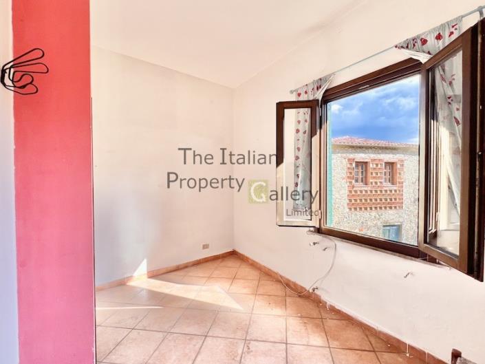 Image No.25-2 Bed Duplex for sale