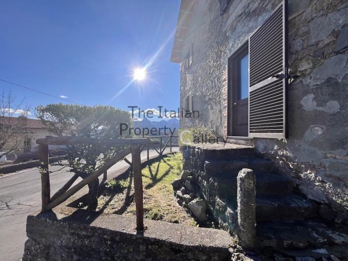 Image No.15-2 Bed House for sale