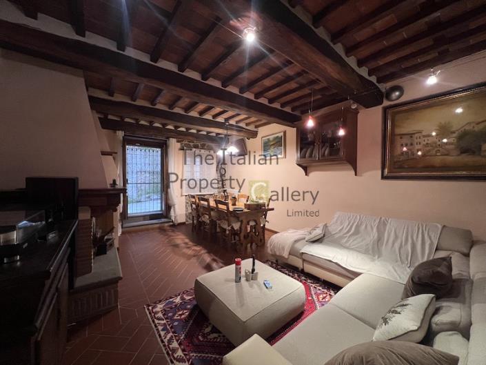 Image No.6-3 Bed House for sale