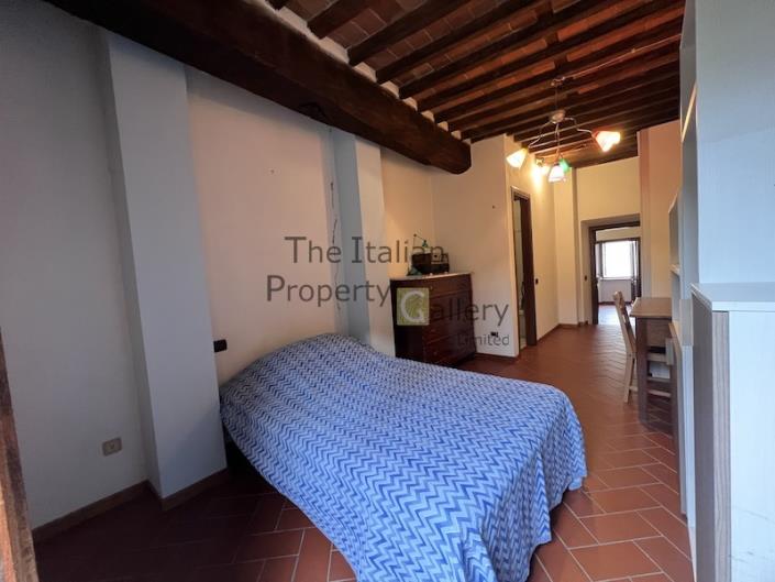 Image No.9-3 Bed House for sale