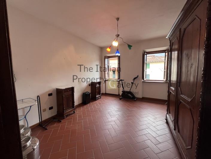 Image No.23-3 Bed House for sale