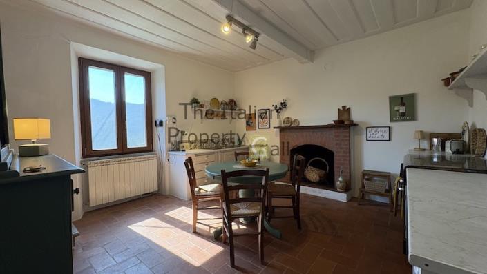 Image No.8-3 Bed House for sale