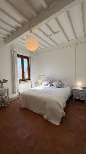 Image No.16-3 Bed House for sale