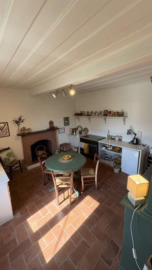 Image No.21-3 Bed House for sale