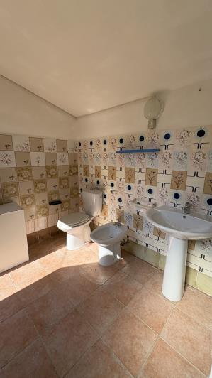 Image No.26-3 Bed House for sale