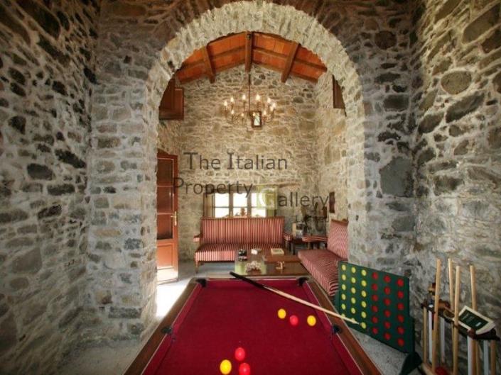 Image No.13-5 Bed House for sale